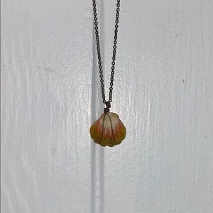 Sunrise shell necklace
